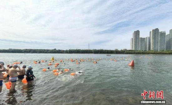 ���(d��ng)���c����ˮ��������ʯ���� �z