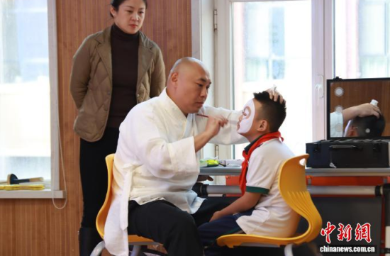 ʷ����(qu��n)(���)���ڽo�W(xu��)����Ę�V��(�Y�ψD) �������S�M�^(q��)�|ɽ��(sh��)�(y��n)�W(xu��)У���D