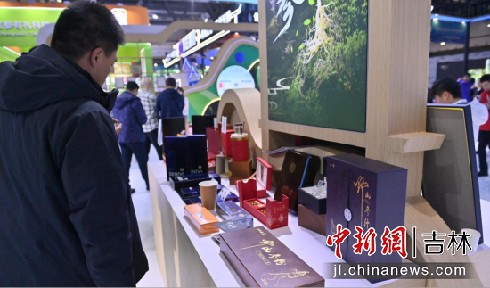 �����������ˁ��Ԗ|�����������n�����ɹŇ���7�����Hչ�F(tu��n)��41�Ҹ۰��_�S��I(y��)���c������/�z