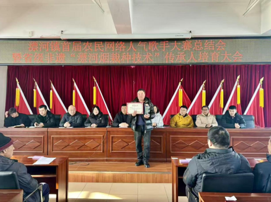 ���(d��ng)�F(xi��n)��(ch��ng)�� �Ժ���ί���������D